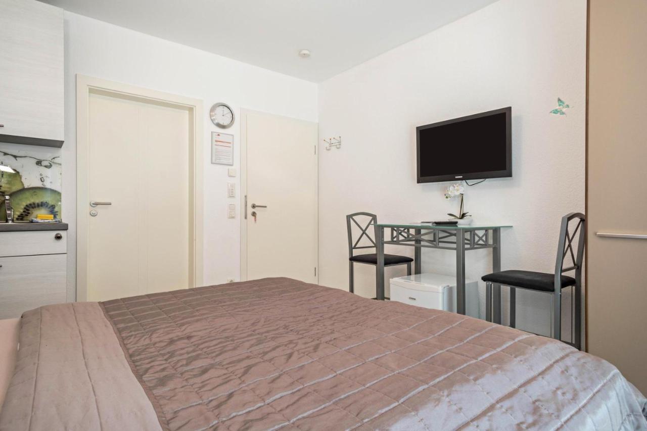 Apartment Mit Kaffeekueche Fuer Zwei Meersburg Esterno foto