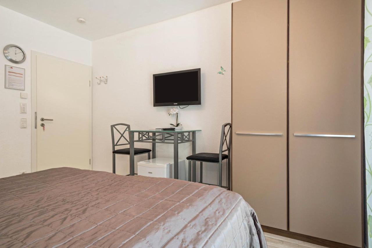 Apartment Mit Kaffeekueche Fuer Zwei Meersburg Esterno foto